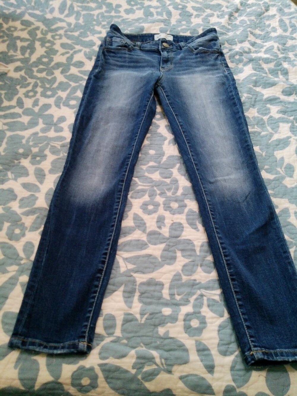 VICTORIA BUCKLE JEANS SIZE 26 GOOD CONDITION